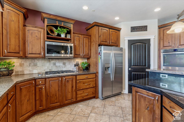 Photo 15 for MLS #2102407 at 922 S 1760 West