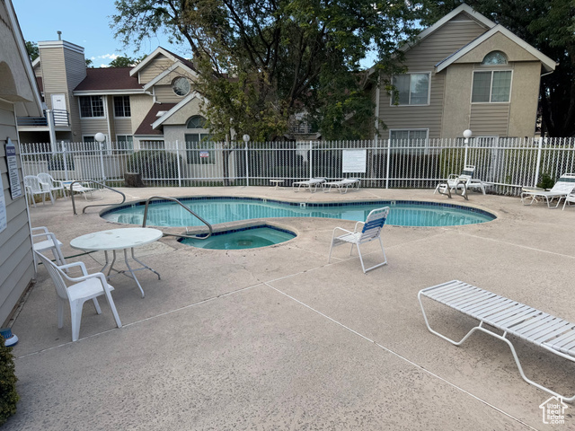 Photo 15 for MLS #2102428 at 5449 S Coastal Ct