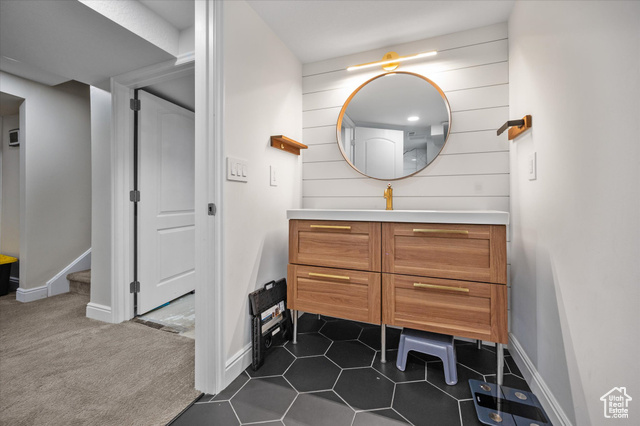Photo 23 for MLS #2102431 at 290 N Colonial Ave