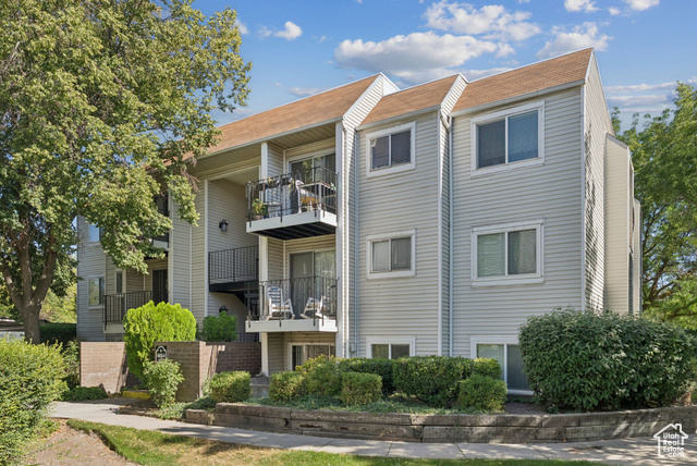 4664 S QUAIL PARK DR #A, Salt Lake City UT 84117