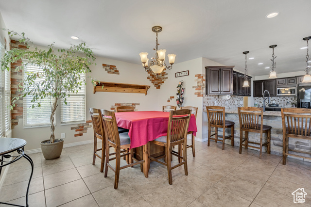 Photo 8 for MLS #2102503 at 1619 Galbraith Ln