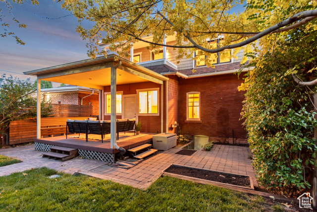 Photo 8 for MLS #2102510 at 219 E 8th Ave