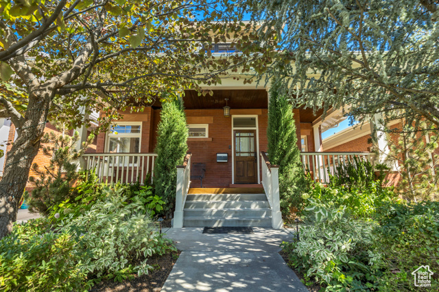 Photo 69 for MLS #2102510 at 219 E 8th Ave