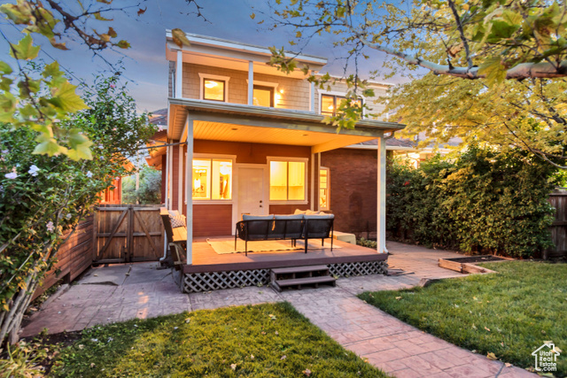 Photo 9 for MLS #2102510 at 219 E 8th Ave