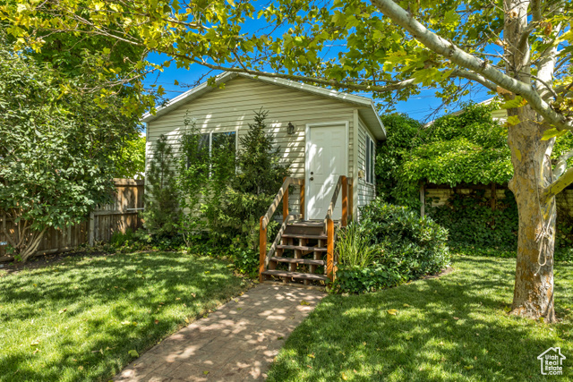 Photo 62 for MLS #2102510 at 219 E 8th Ave