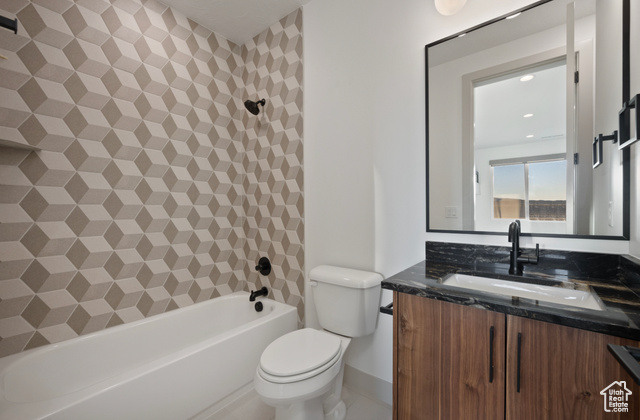 Photo 10 for MLS #2102524 at 5327 S Coral Pearl Aly #421
