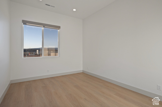 Photo 5 for MLS #2102524 at 5327 S Coral Pearl Aly #421