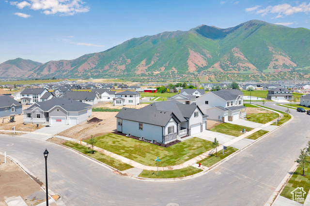 Photo 27 for MLS #2102527 at 3177 E Canyon Meadows Dr #208
