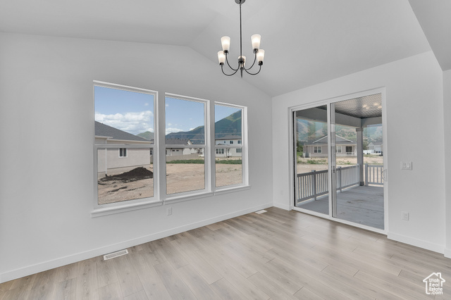 Photo 4 for MLS #2102527 at 3177 E Canyon Meadows Dr #208