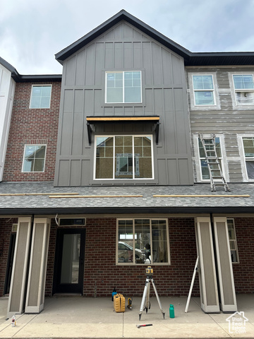 Photo 2 for MLS #2102540 at 1152 N Clifton Dr #116