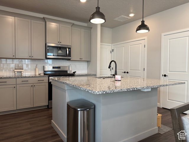 Photo 3 for MLS #2102541 at 37 S Tule Valley Ct