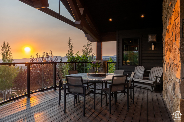 Photo 2 for MLS #2102547 at 3428 E Westview Trl