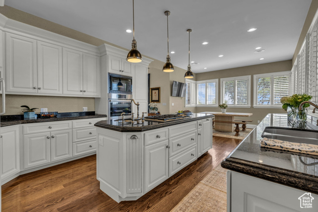 Photo 13 for MLS #2102556 at 1714 E Fort Douglas Cir