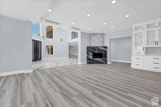 Photo 19 for MLS #2102557 at 476 E Spring Dr