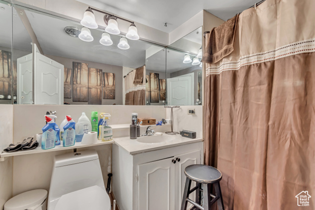 Photo 16 for MLS #2102570 at 255 S 300 East