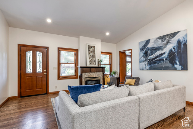 Photo 15 for MLS #2102580 at 1185 E 1st Ave
