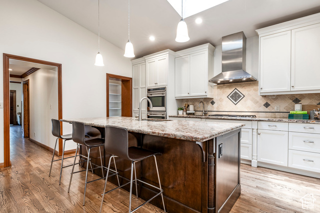 Photo 10 for MLS #2102580 at 1185 E 1st Ave