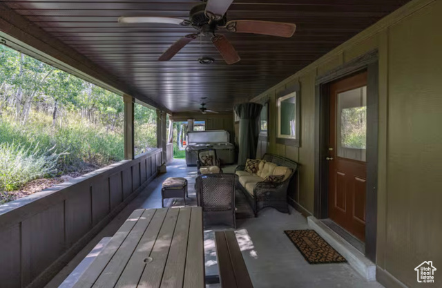 Photo 74 for MLS #2102588 at 705 N Lochwood Vw