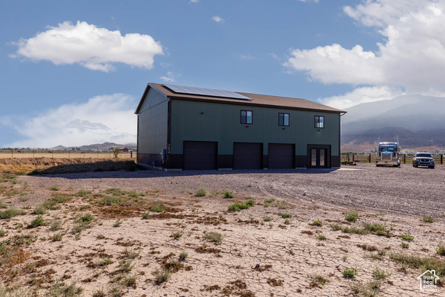 Photo 3 for MLS #2102592 at 704 N Brooklyn Rd