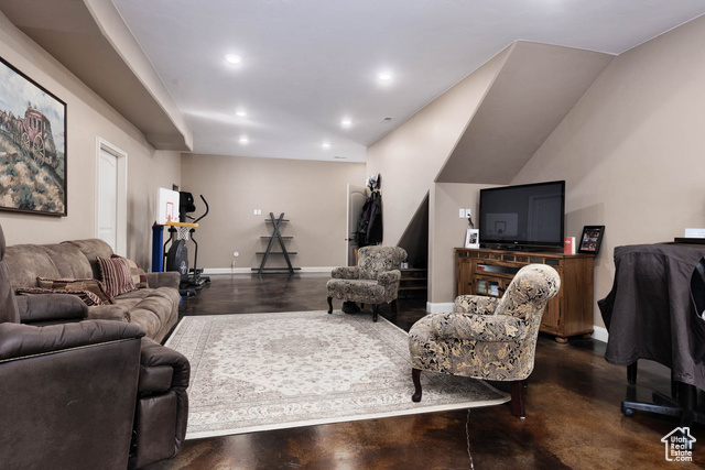 Photo 7 for MLS #2102592 at 704 N Brooklyn Rd