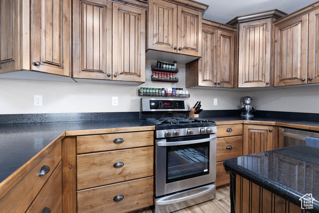 Photo 20 for MLS #2102592 at 704 N Brooklyn Rd