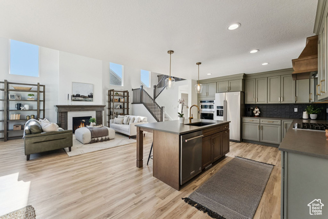 Photo 10 for MLS #2102627 at 4414 W Monument Peak Dr