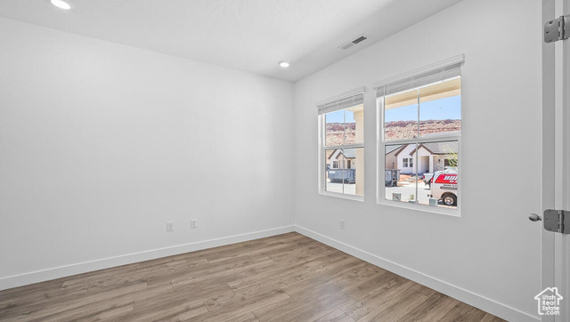 Photo 7 for MLS #2102629 at 1882 S Cyclone Dr #260