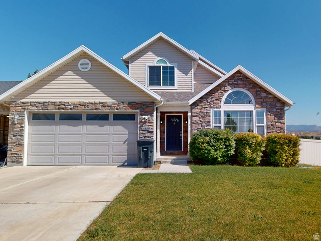 1689  Eastridge Rd
                     MLS #2102632