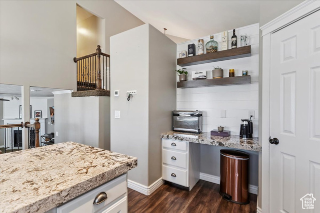 Photo 9 for MLS #2102633 at 1441 Bridgeview Dr