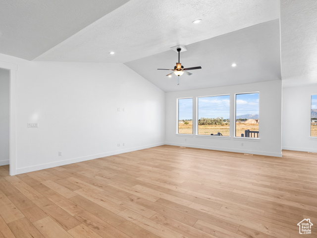 Photo 5 for MLS #2102638 at 283 E 1250 North #64