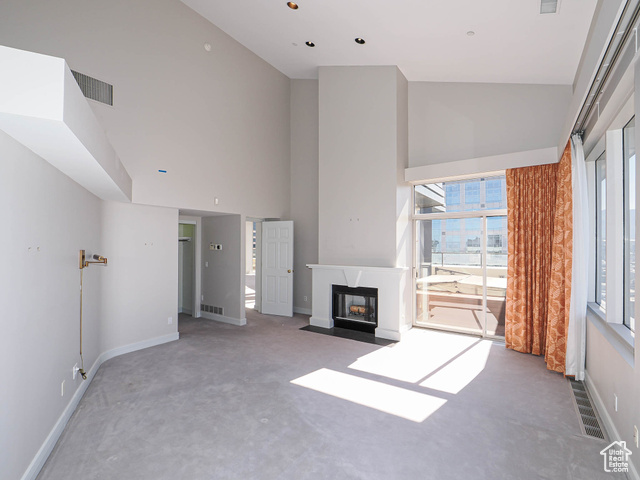 Photo 19 for MLS #2102643 at 44 W Broadway #2701