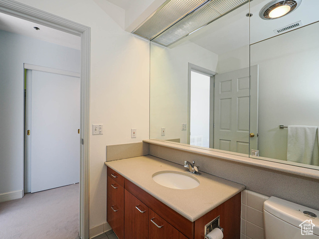 Photo 29 for MLS #2102643 at 44 W Broadway #2701