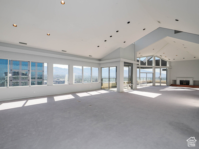Photo 6 for MLS #2102643 at 44 W Broadway #2701
