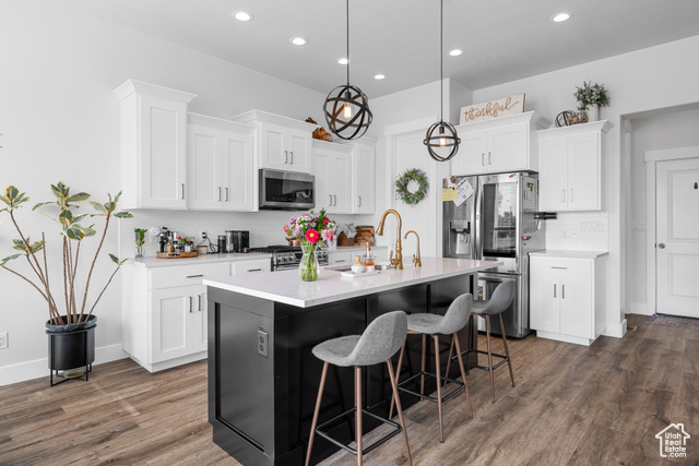 Photo 4 for MLS #2102690 at 72 S 2560 East