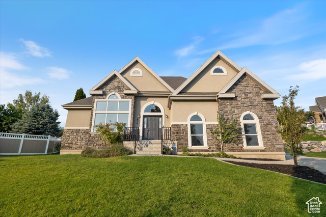 Photo 2 for MLS #2102692 at 636 N 1280 East