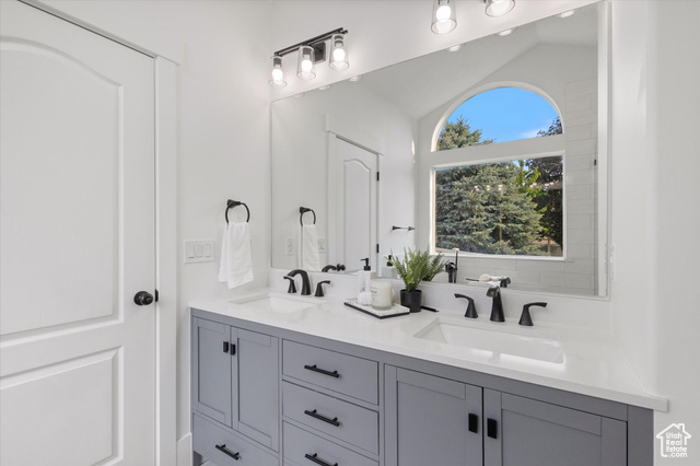 Photo 17 for MLS #2102692 at 636 N 1280 East