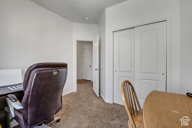 Photo 18 for MLS #2102696 at 176 W Finlay Dr