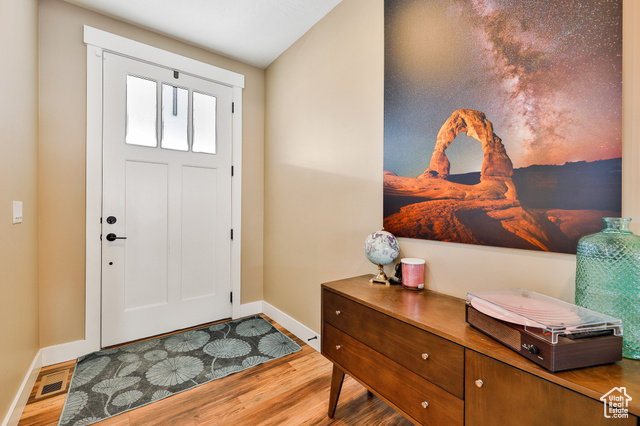 Photo 3 for MLS #2102718 at 5246 N Oldgate Rd