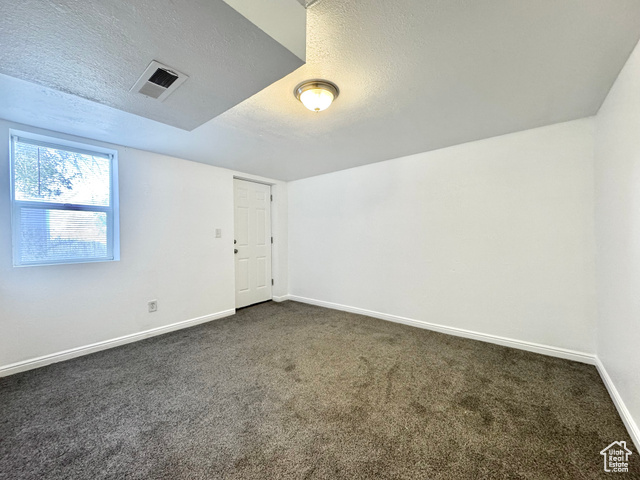 Photo 12 for MLS #2102723 at 4075 Jefferson Ave