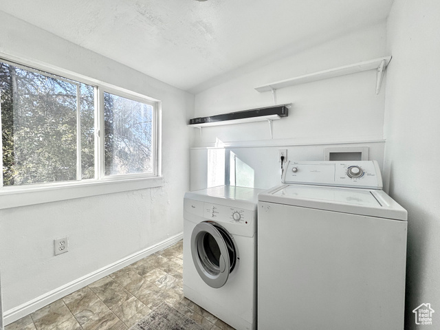 Photo 7 for MLS #2102723 at 4075 Jefferson Ave