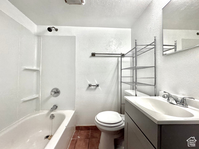 Photo 13 for MLS #2102723 at 4075 Jefferson Ave