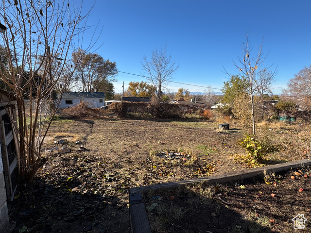 Photo 30 for MLS #2102723 at 4075 Jefferson Ave