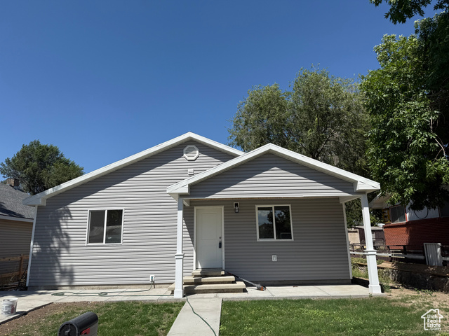 239 VAN BUREN, American Falls ID 83211