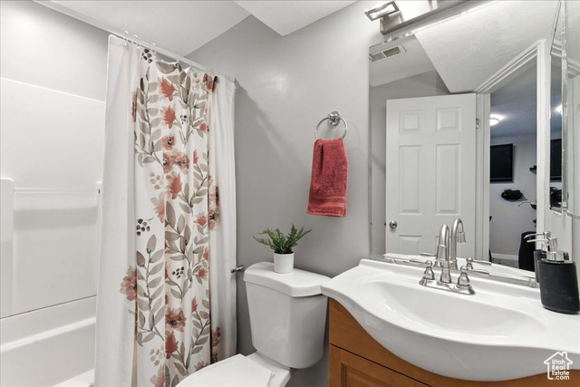 Photo 31 for MLS #2102728 at 1827 W Omni Ave
