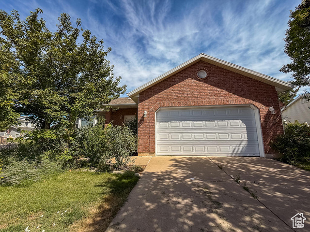 Photo 2 for MLS #2102735 at 2912 W 1375 North