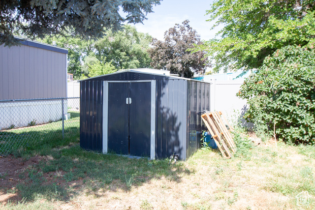 Photo 28 for MLS #2102772 at 1500 N Angel St #64