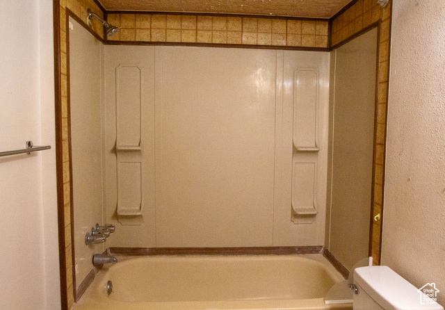 Photo 11 for MLS #2102772 at 1500 N Angel St #64
