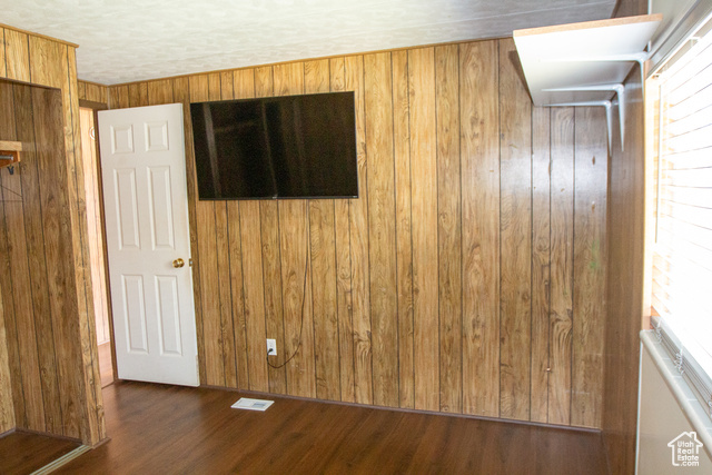 Photo 15 for MLS #2102772 at 1500 N Angel St #64
