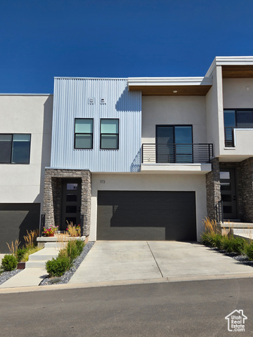 189 E 210 N #8, North Salt Lake UT 84054