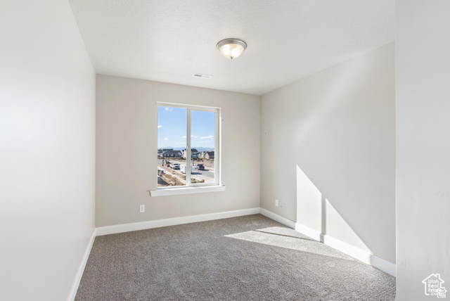 Photo 14 for MLS #2102777 at 2711 S Eagle Dr #14